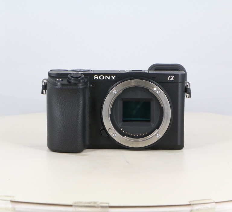 �y���Áz(�\�j�[) SONY ��6400 �u���b�N �{�f�B[ILCE-6400]