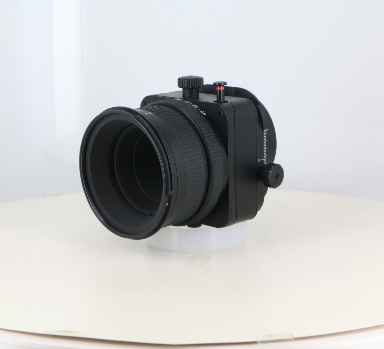 �y���Áz(�j�R��) Nikon PC �}�C�N�� 85/2.8D