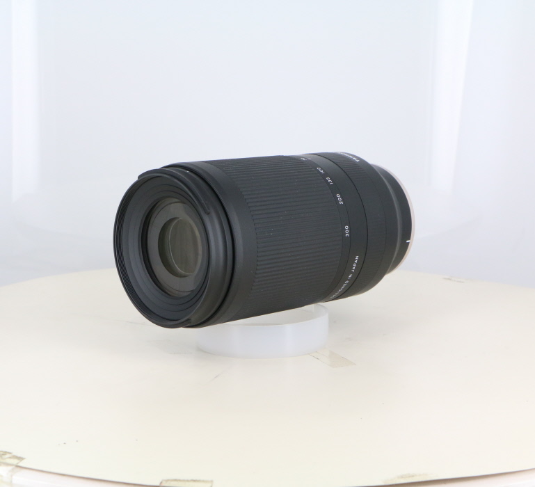 �y���Áz(�^������) TAMRON 70-300/4.5-6.3 Di III RXD A047[�\�j�[E�p]