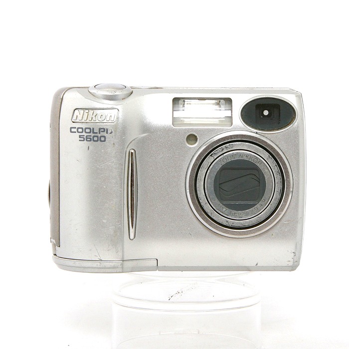 【中古】(ニコン) Nikon COOLPIX5600 パールシルバー