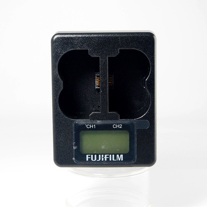 【中古】(フジフイルム) FUJIFILM BC-W235 ハッテリーチャージャー