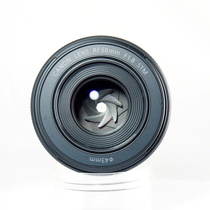 �y���Áz(�L���m��) Canon RF50/1.8 STM