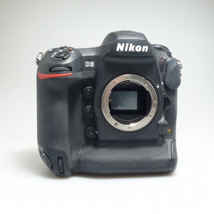 【中古】(ニコン) Nikon D5(XQDタイプ) ボディ