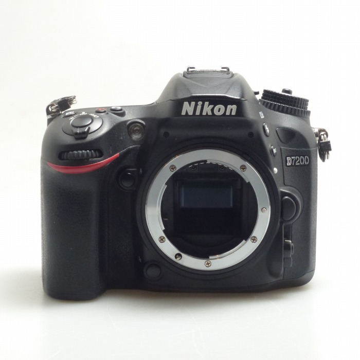 yÁz(jR) Nikon D7200 {fC