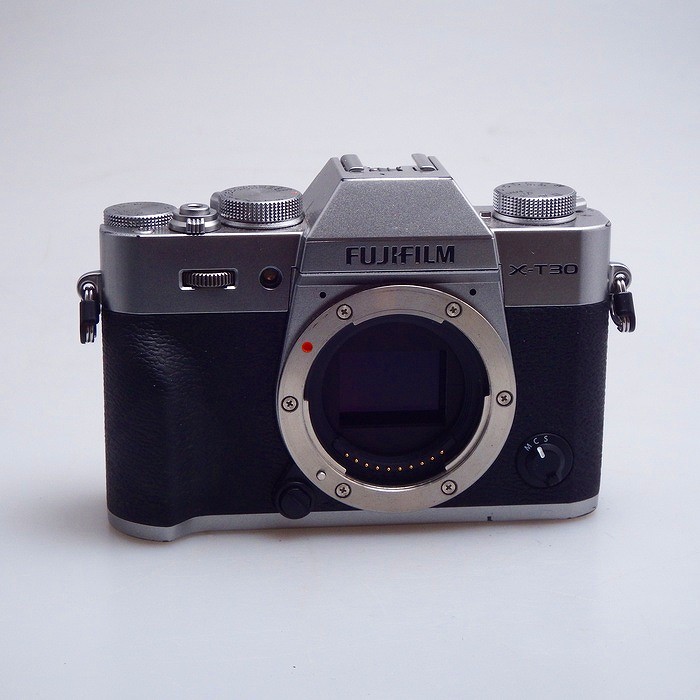 �y���Áz(�t�W�t�C����) FUJIFILM X-T30 �V���o�[