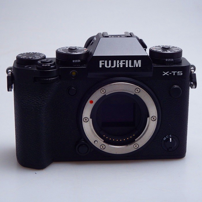 【中古】(フジフイルム) FUJIFILM X-T5 ブラック(多言語モデル)