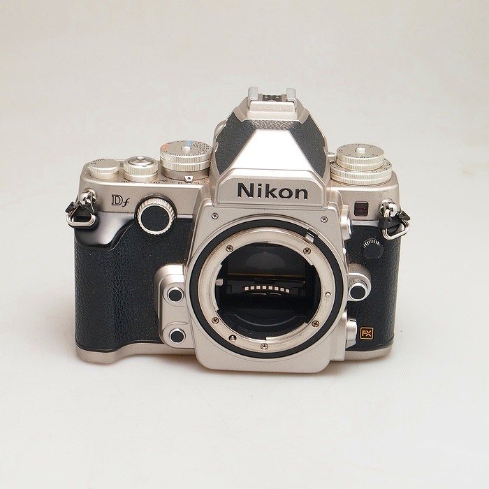 �y���Áz(�j�R��) Nikon Df �V���o�[