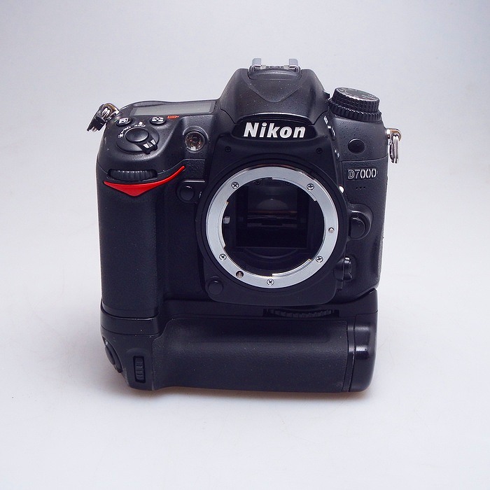 【中古】(ニコン) Nikon D7000 + MB-D11