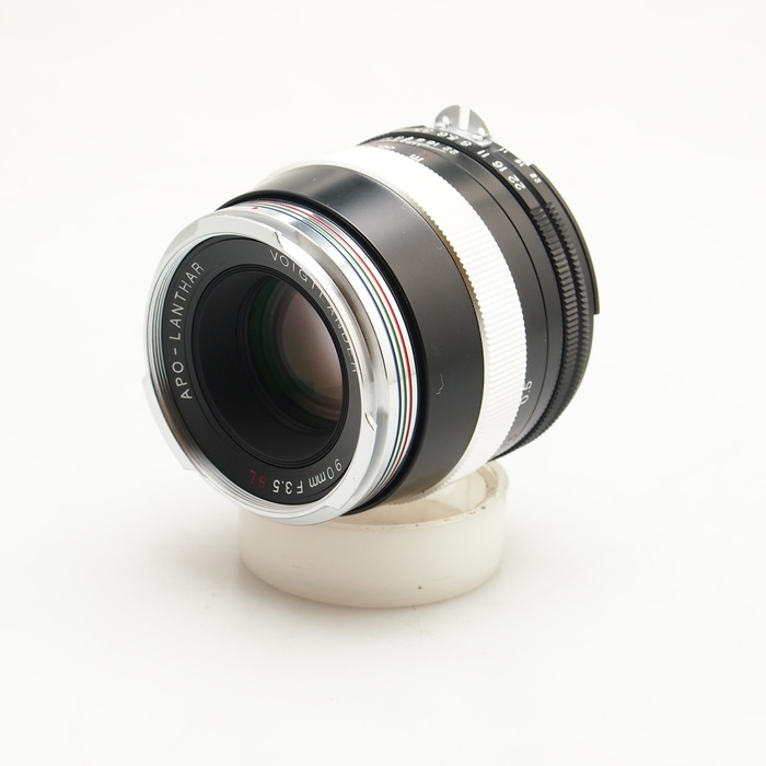 �y���Áz(�t�H�N�g�����_�[) Voigtlander APO Lanthar 90/F3.5 �j�R��Ai-S