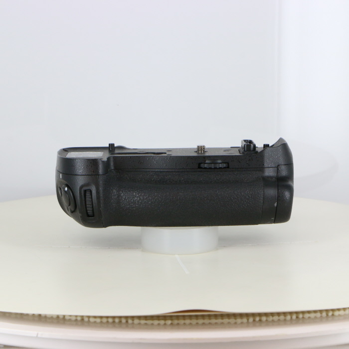 【中古】(ニコン) Nikon MB-D18 マルチパワーバツテリーパツク