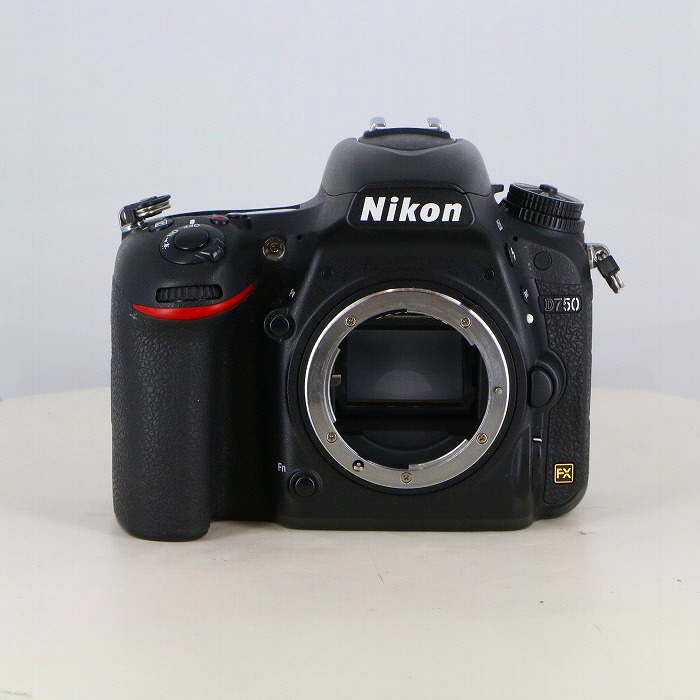 【中古】(ニコン) Nikon D750 ボデイ
