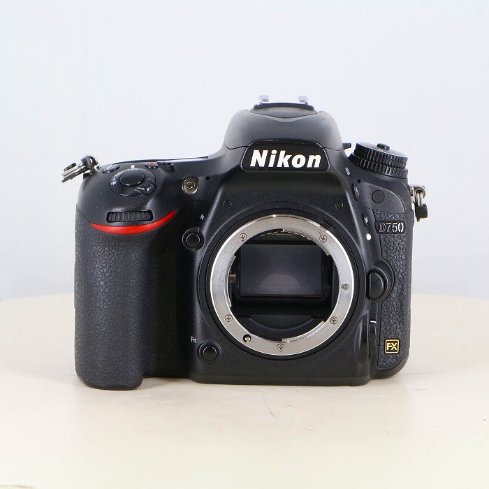 【中古】(ニコン) Nikon D750 ボデイ