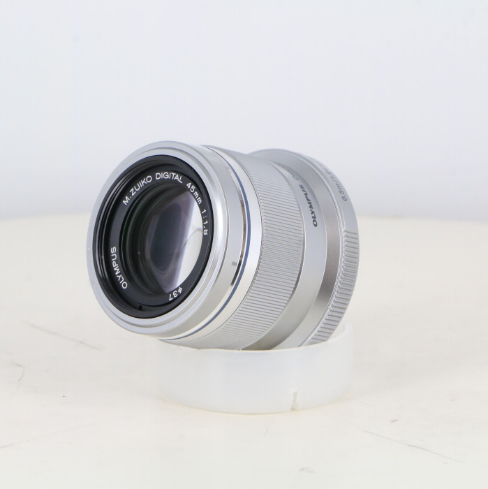 【中古】(オリンパス) OLYMPUS Mズイコーデジタル45/1.8 シルバー