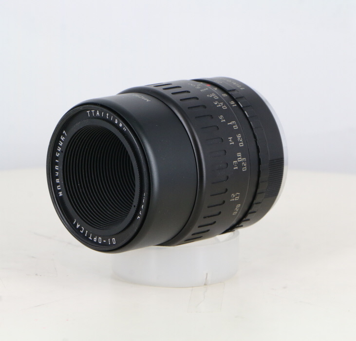 �y���Áz(TTArtisan) TTArtisan 40/2.8 MACRO C �t�WX�}�E���g�p