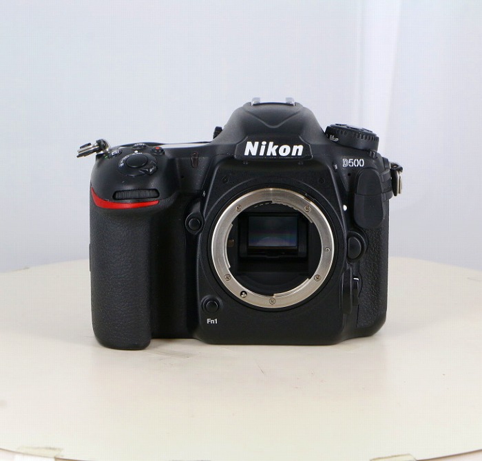 �y���Áz(�j�R��) Nikon D500 �{�f�B