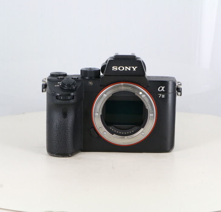【中古】(ソニー) SONY α7 III (ILCE-7M3) ボディ