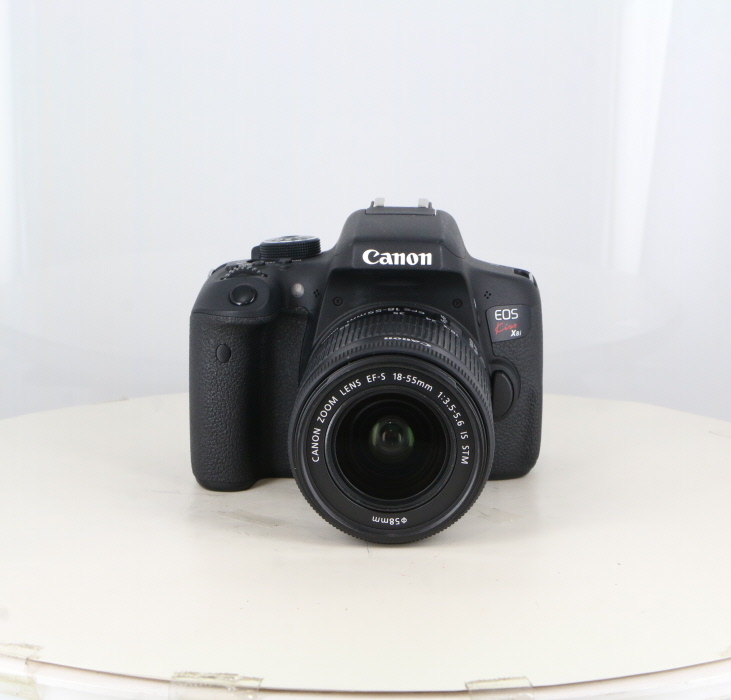 【中古】(キヤノン) Canon EOS KISS X8i+18-55IS STM キツト