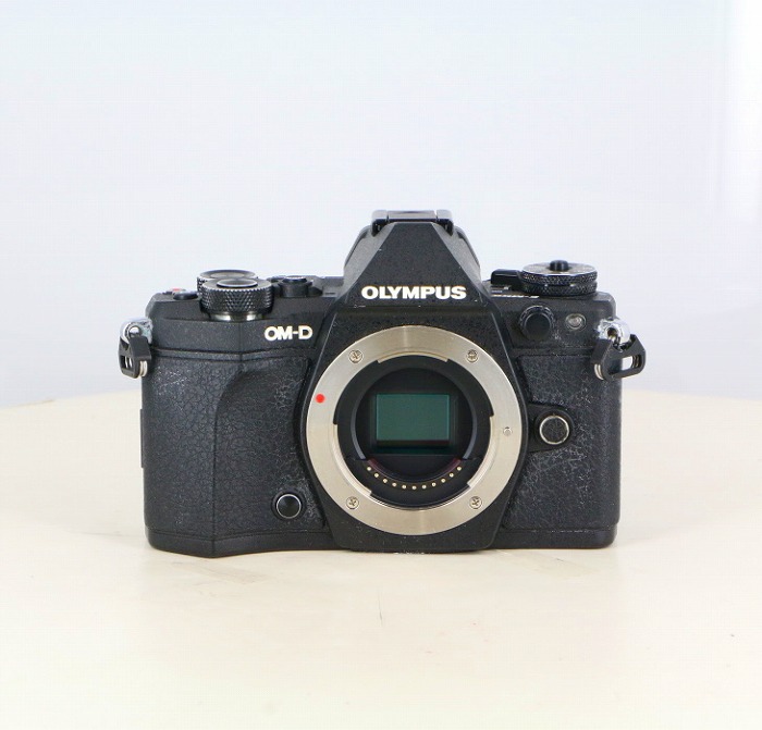 【中古】(オリンパス) OLYMPUS OM-D E-M5 MarkII (2) ボディ ブラック