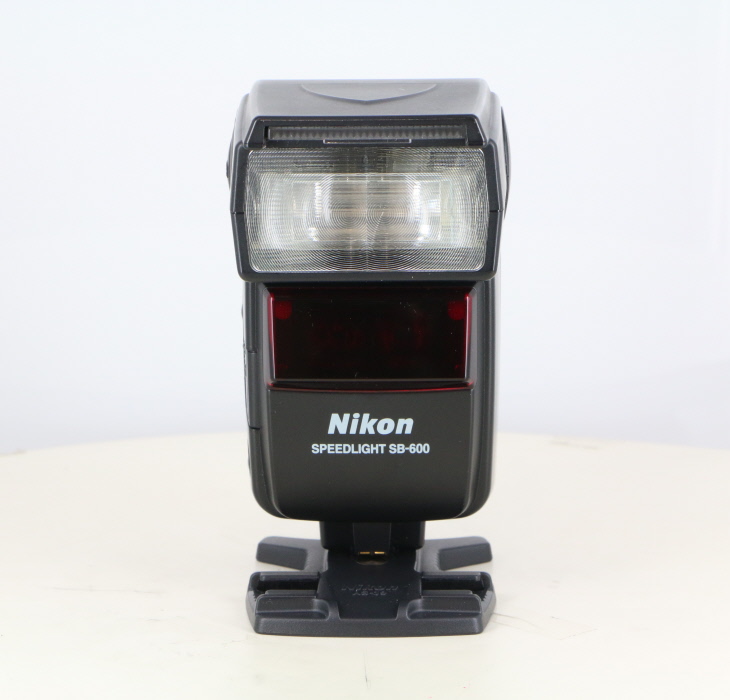 �y���Áz(�j�R��) Nikon �X�s�[�h���C�g SB-600