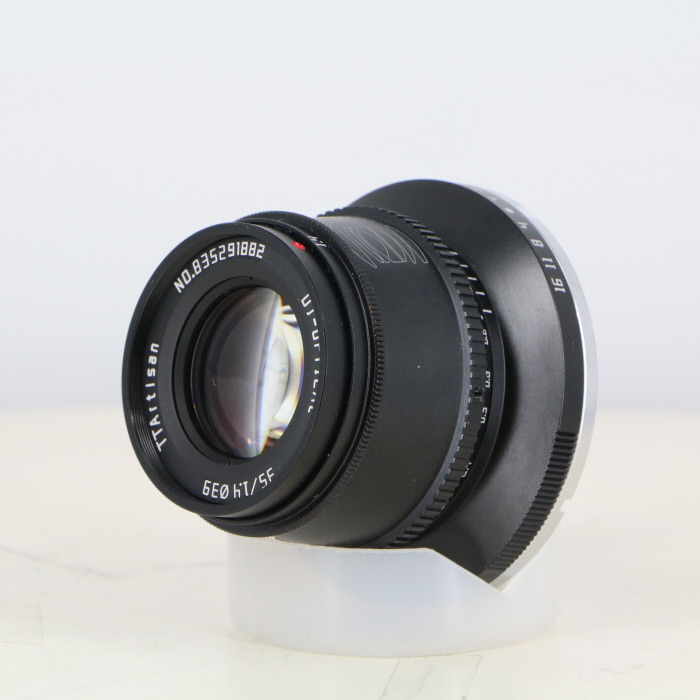 �y���Áz(TTArtisan) TTArtisan 35/1.4C �u���b�N �j�R��Z�}�E���g�p