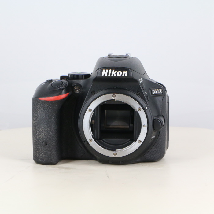 �y���Áz(�j�R��) Nikon D5500 �{�f�C �u���c�N