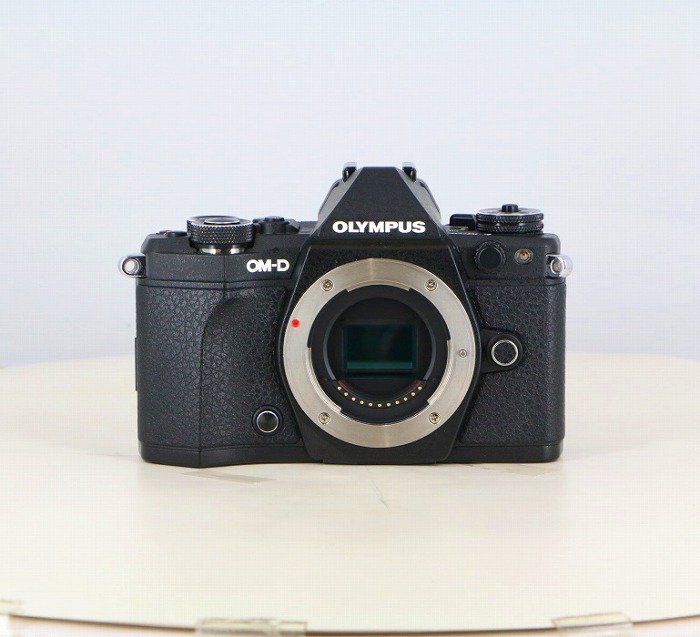 �y���Áz(�I�����p�X) OLYMPUS OM-D E-M5 MARK2 �{�f�C �u���c�N
