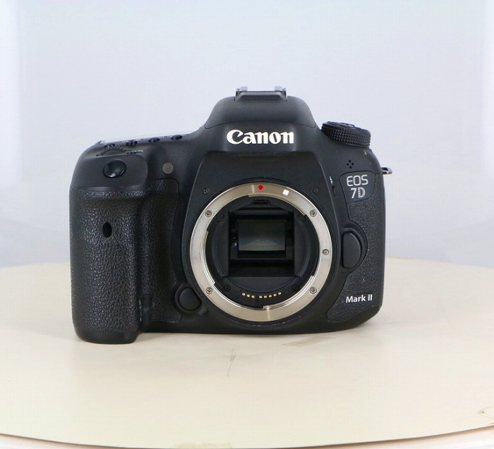 �y���Áz(�L���m��) Canon EOS 7D MarkII �{�f�C