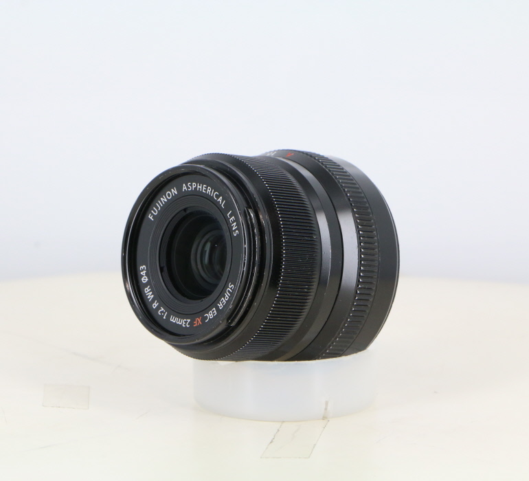 【中古】(フジフイルム) FUJIFILM XF23/2 R WR ブラック
