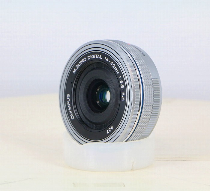 【中古】(オリンパス) OLYMPUS MズイコーデジタルED14-42/3.5-5.6 EZ シルバー