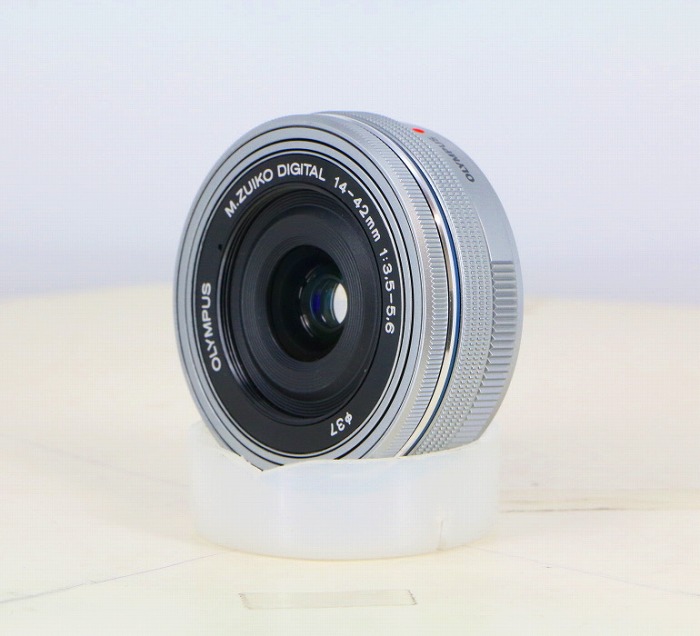 【中古】(オリンパス) OLYMPUS MズイコーデジタルED14-42/3.5-5.6 EZ シルバー