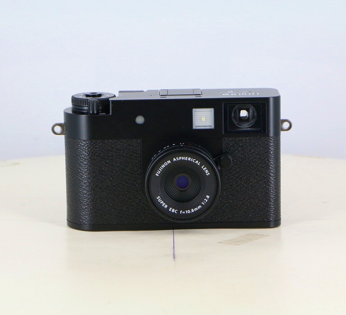 �y���Áz(�t�W�t�C����) FUJIFILM X half �u���b�N (X-HF1-B)JP