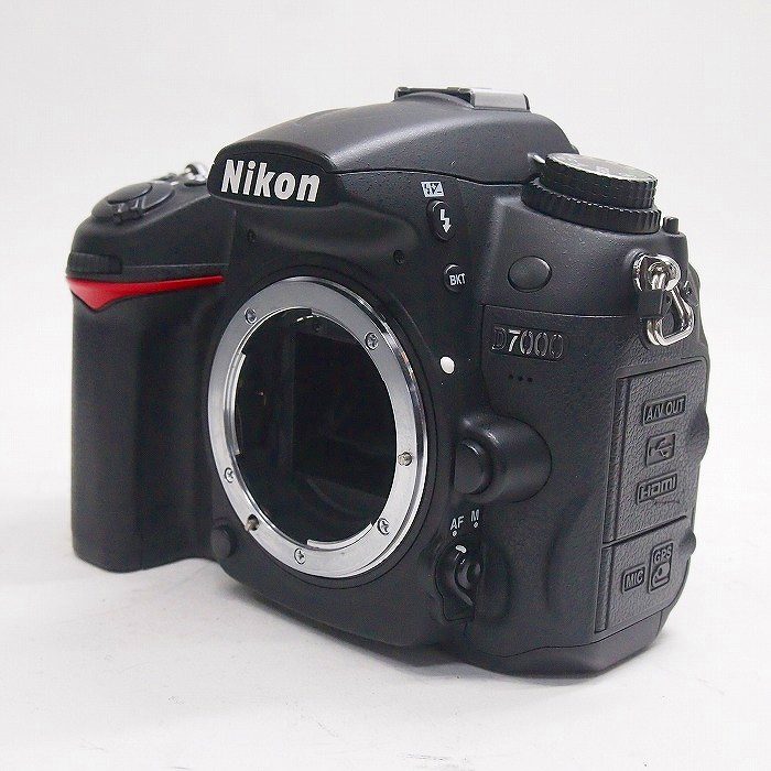 yÁz(jR) Nikon D7000 {fB
