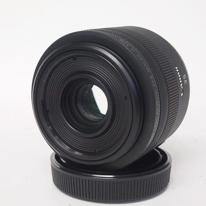 �y���Áz(�L���m��) Canon RF35/F1.8 �}�N�� IS STM