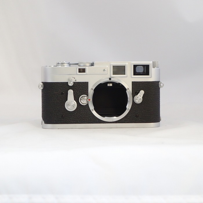 yÁz(CJ) Leica M3
