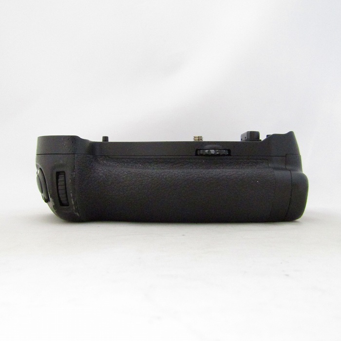 �y���Áz(�j�R��) Nikon MB-D18 �}���`�p���[�o�c�e���[�p�c�N