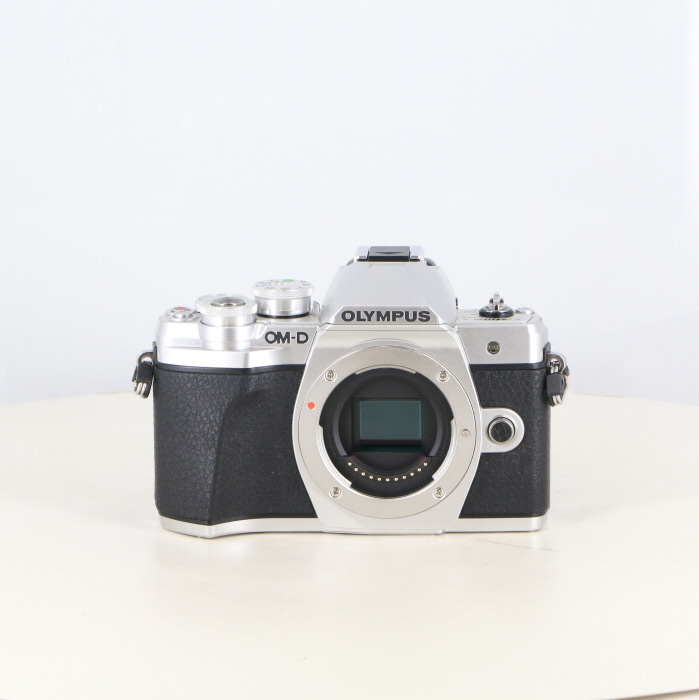 �y���Áz(�I�����p�X) OLYMPUS OM-D E-M10 MARK3 �{�f�B �V���o�[