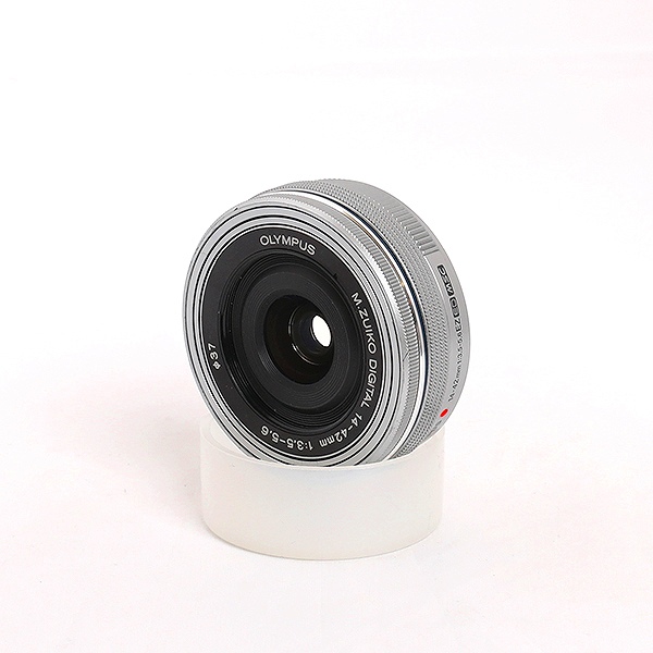 【中古】(オリンパス) OLYMPUS M.ZUIKO DIGITAL ED 14-42/3.5-5.6 EZ シルバー