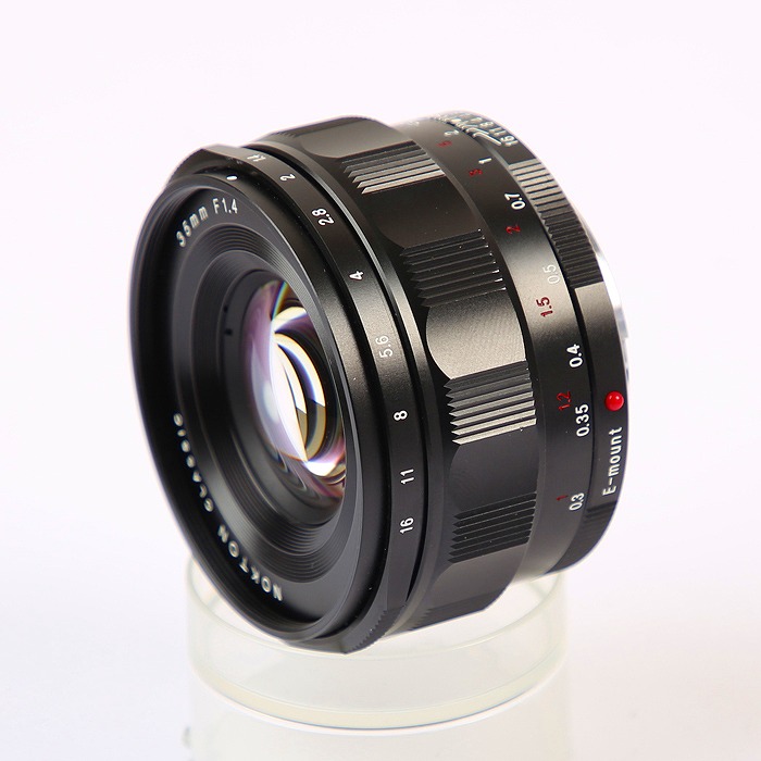 �y���Áz(�t�H�N�g�����_�[) Voigtlander �m�N�g�� �N���V�c�N 35/F1.4 (E�}�E���g)