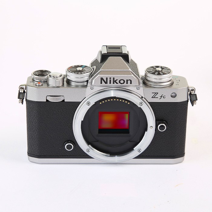 【中古】(ニコン) Nikon Z FC ボデイ シルバー(ツーリストモデルデ日本語表示無シ)