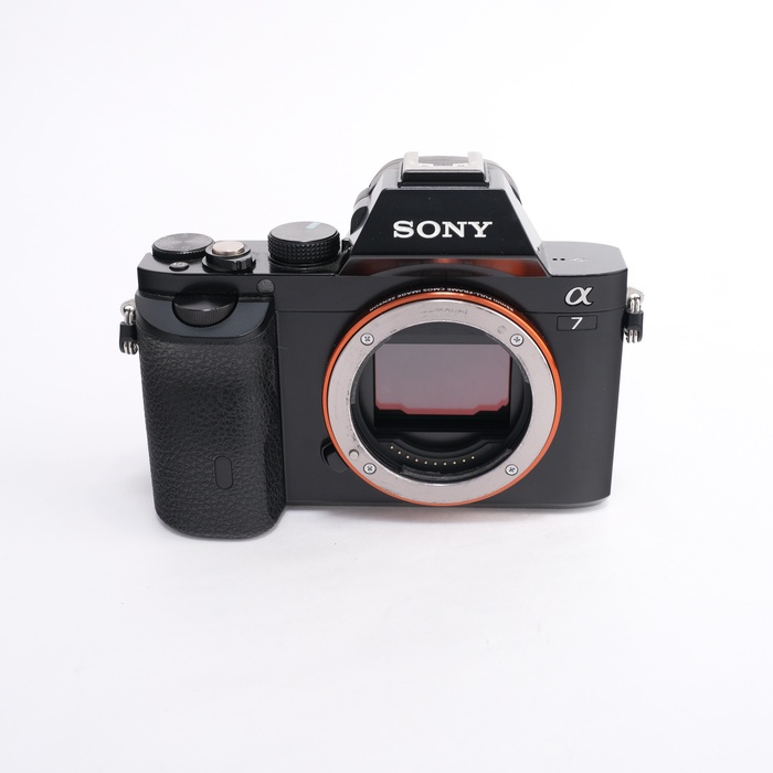 【中古】(ソニー) SONY α7 (ILCE-7) ボディ