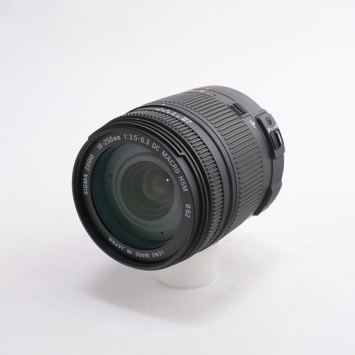 �y���Áz(�V�O�}) SIGMA 18-250/3.5-6.3 DC �}�N�� HSM �y���^�b�N�X