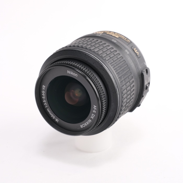 �y���Áz(�j�R��) Nikon AF-S DX 18-55/3.5-5.6G VR