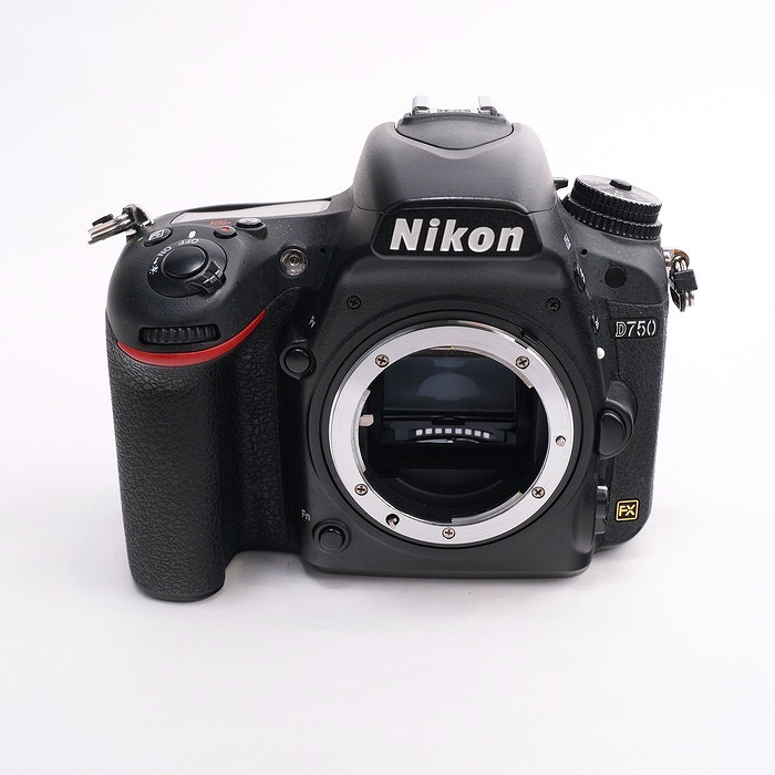 �y���Áz(�j�R��) Nikon D750 �{�f�B