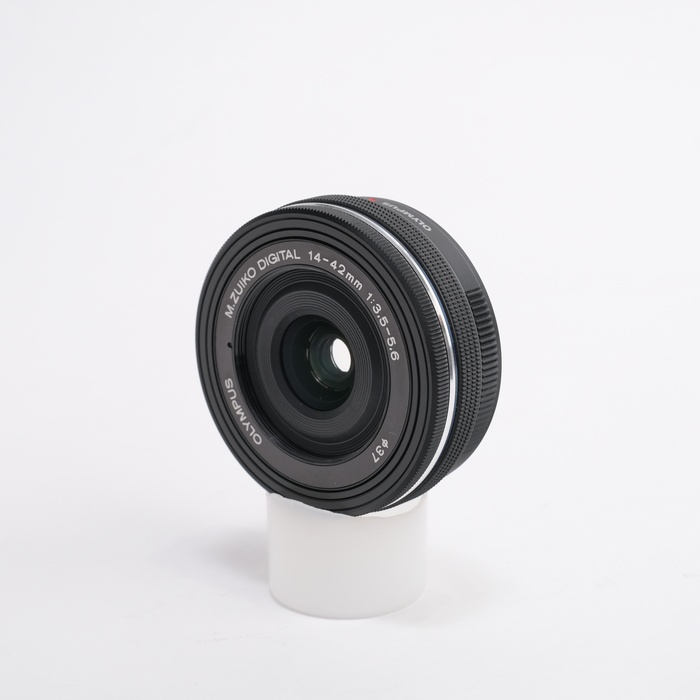 【中古】(オリンパス) OLYMPUS M.ZUIKO DIGITAL ED14-42/3.5-5.6 EZ BK