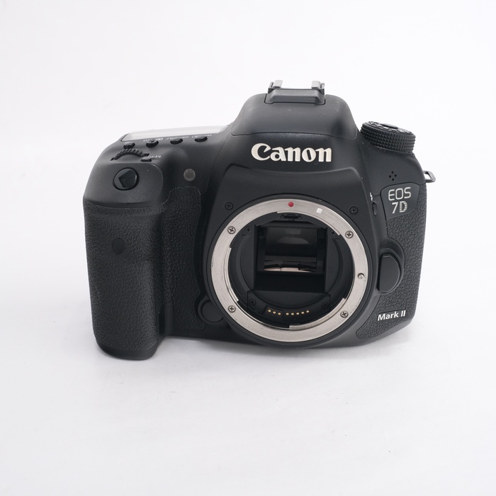 �y���Áz(�L���m��) Canon EOS 7D MARK2 �{�f�B