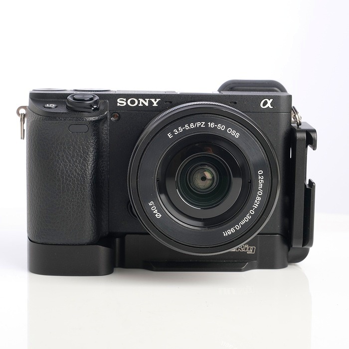 【中古】(ソニー) SONY α6400 レンズキット ブラック(ILCE-6400L)
