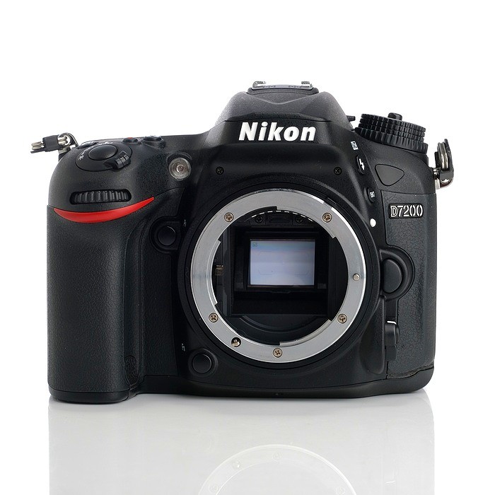 �y���Áz(�j�R��) Nikon D7200 �{�f�B