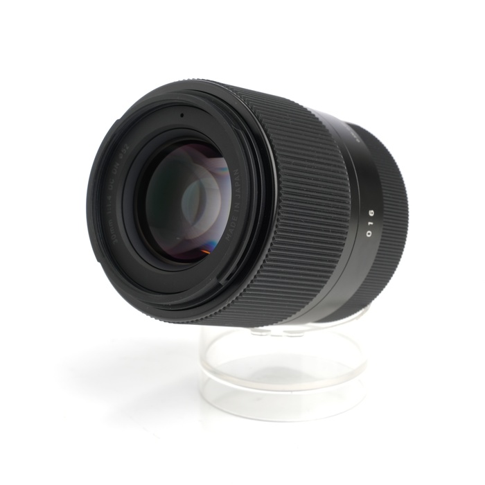 �y���Áz(�V�O�}) SIGMA 30/F1.4 DC DN CONTEMPORARY �\�j�[E