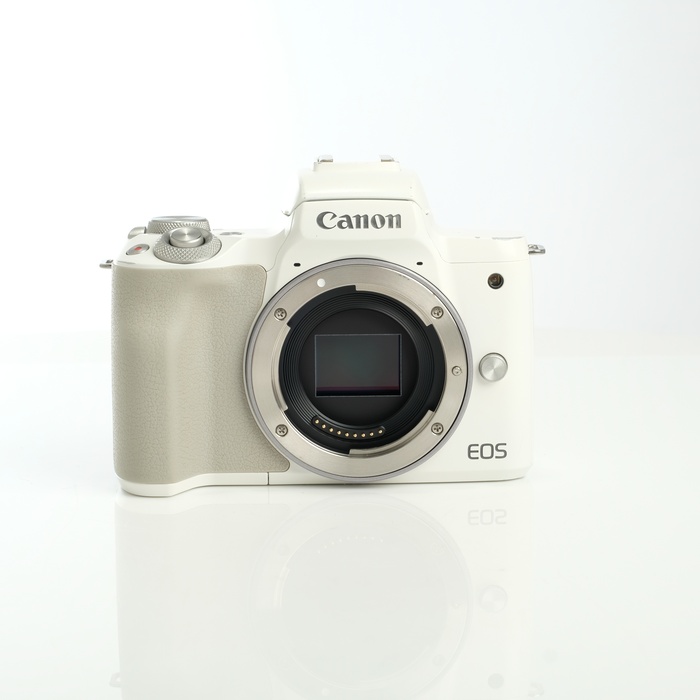 【中古】(キヤノン) Canon EOS Kiss M2 ボディ ホワイト