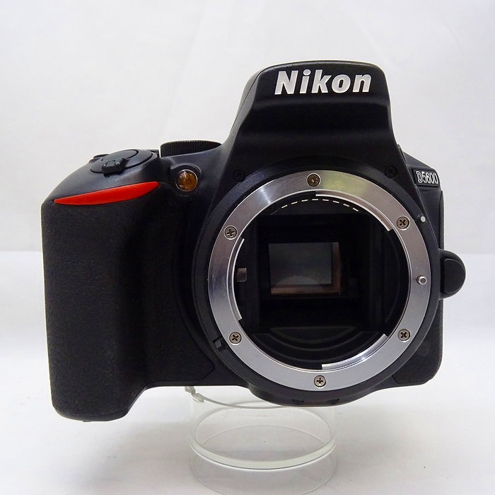 【中古】(ニコン) Nikon  D5600 ボデイ
